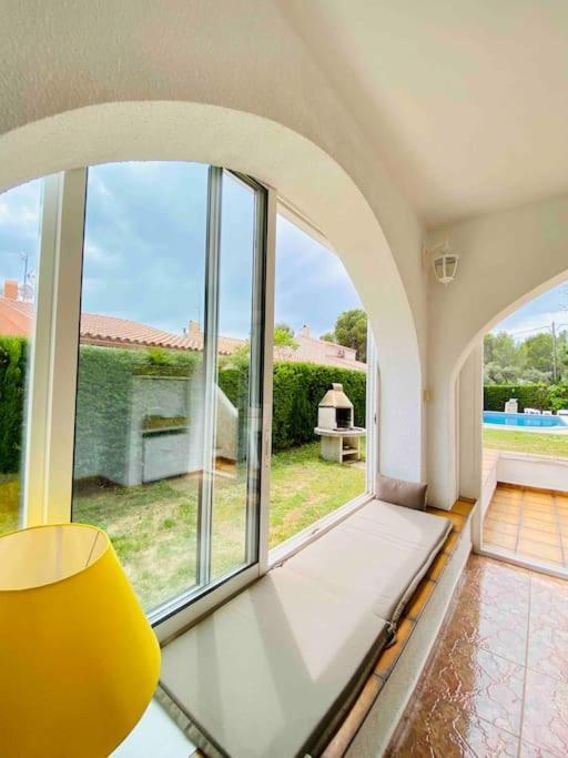 Villa Caramonte, En Costa Dorada Les Tres Cales Exterior foto