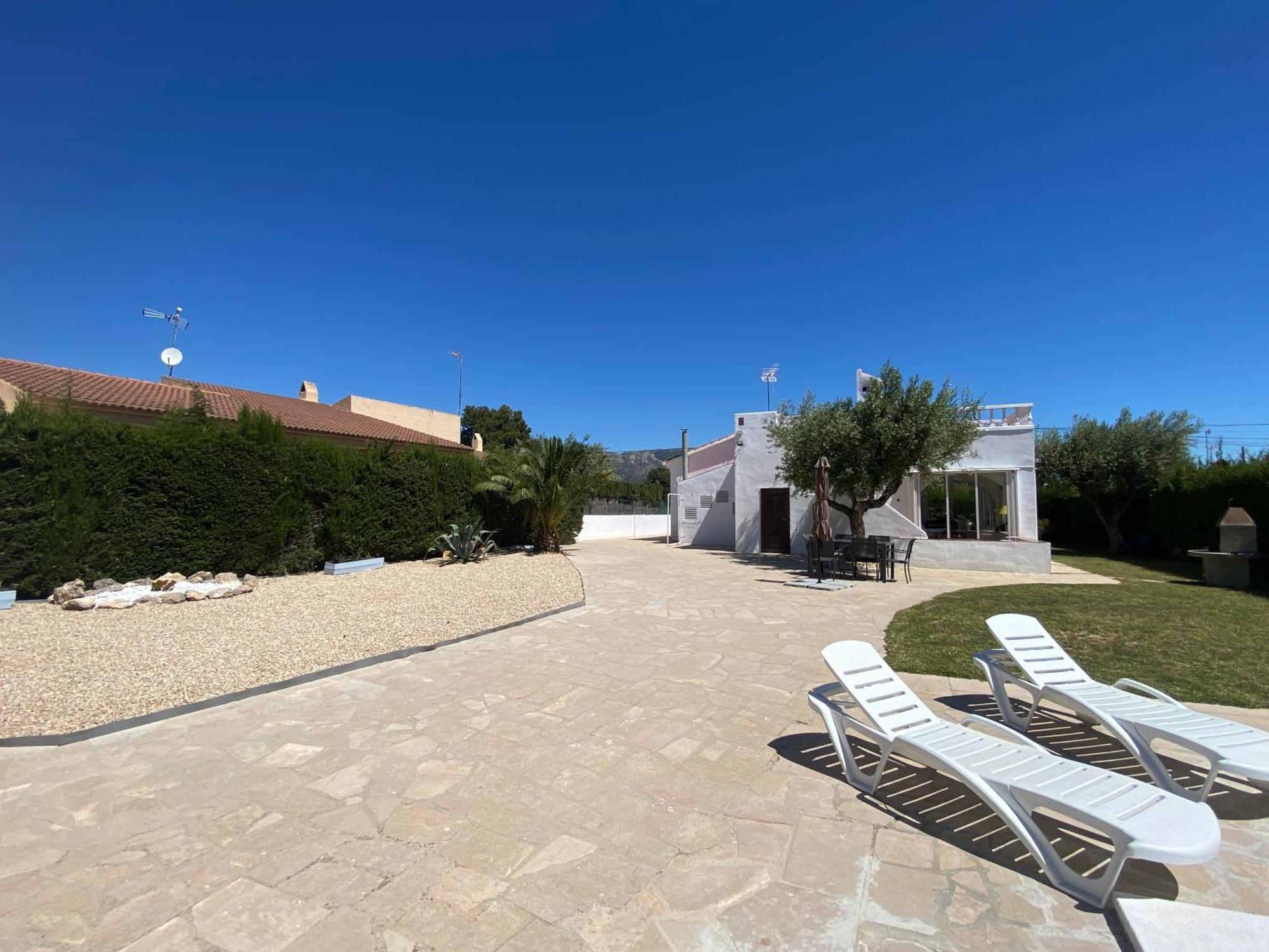 Villa Caramonte, En Costa Dorada Les Tres Cales Exterior foto