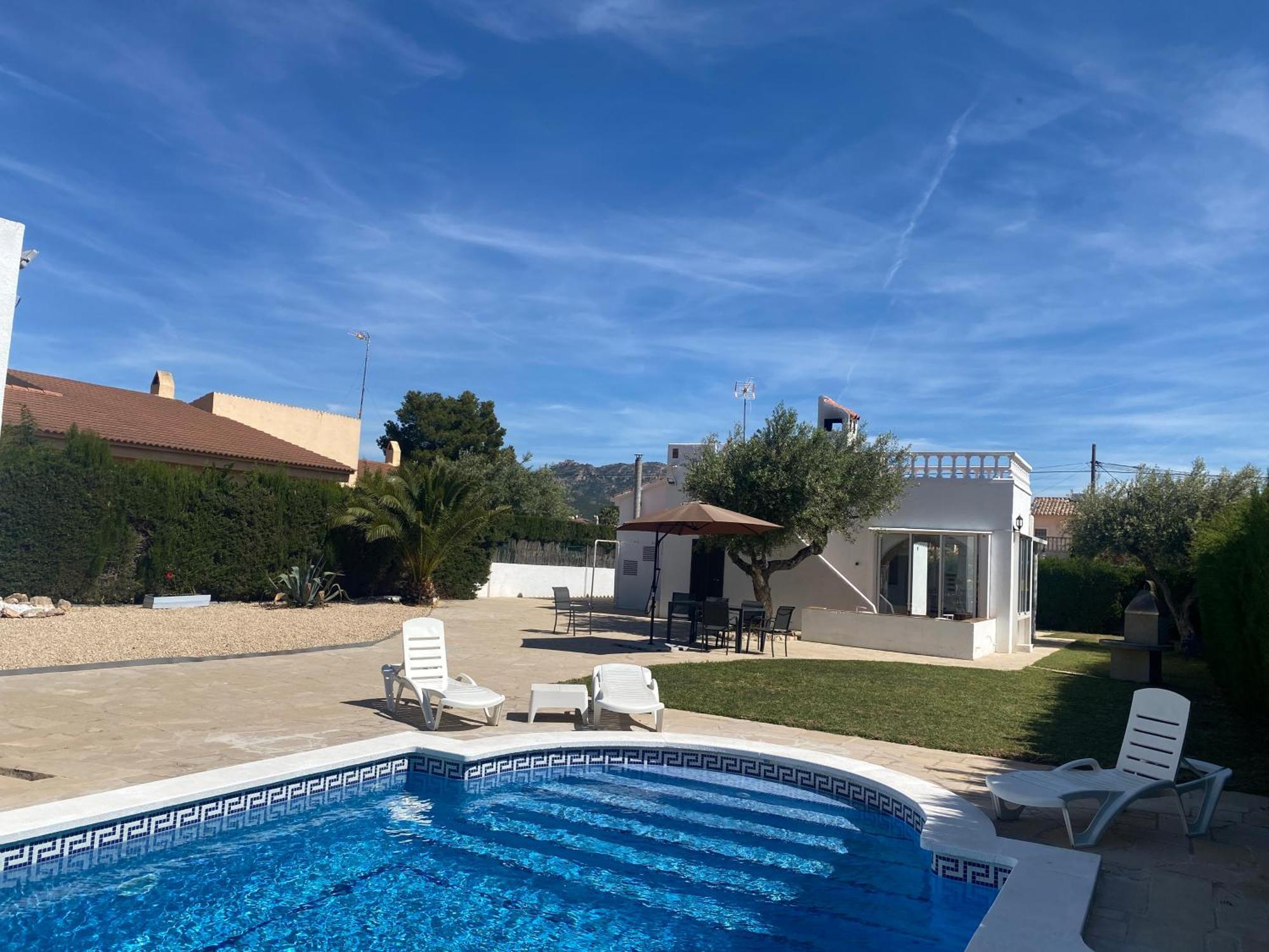 Villa Caramonte, En Costa Dorada Les Tres Cales Exterior foto